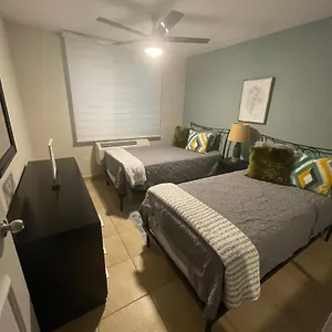 3 Bedroom Apt. Close To Main Beaches/ Attractions Apartment Rio Grande